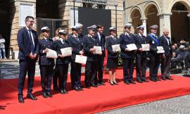 Macerata, polizia locale in festa: in piazza la consegna degli encomi agli agenti di tutta la regione (FOTOGALLERY)