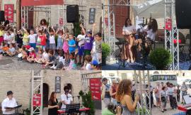 Macerata, Musicultura 2023 nel segno di Dalla e Battisti: coro in piazza dall'alba al tramonto (VIDEO)