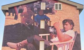 Civitanova, l'omaggio della città a Mario Garbuglia: inaugurato murales dedicato allo scenografo
