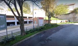 Tolentino, graffiti artistici sui muri del parcheggio di viale Matteotti: via al progetto