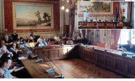 Recanati, al via l'era della comunità energetica: i pannelli arrivano sui tetti degli edifici del centro
