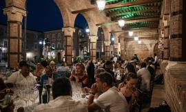 Matelica, successo per l'apertura del Wine Fest in piazza Mattei: "Verdicchio sinonimo di alta qualità"