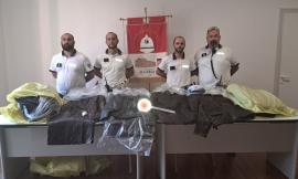 Macerata, trafficava giacconi in finta pelle davanti al supermercato: scoperta truffa