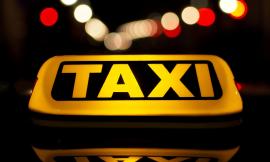 Taxi gratis all'uscita delle discoteche per chi ha bevuto troppo: via al progetto del Mit
