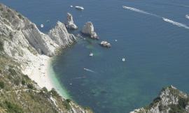 Spiaggia Due Sorelle, sino al 10 settembre accesso solo su prenotazione
