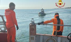 Si tuffa in mare e non fa più ritorno: 58enne trovato senza vita dopo una notte di ricerche (FOTO)