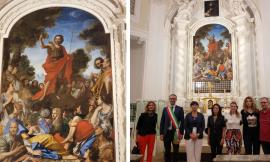 Montecassiano, restaurato il dipinto “Predica di san Giovanni Battista” di Girolamo Buratti