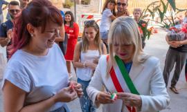 San Severino, apre una nuova attività in piazza del Popolo: taglio del nastro per Sara G. Atelier