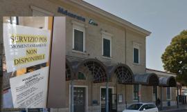 Macerata, alla stazione pagare con il bancomat è una mission im"Pos"sible: monta la protesta (FOTO)