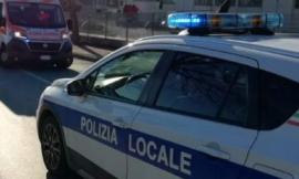 Anziana cade in casa a San Severino: provvidenziale intervento della polizia locale