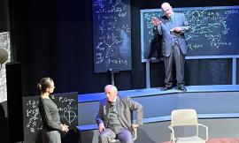 Civitanova "Copenhagen": terzo appuntamento con Caro teatro