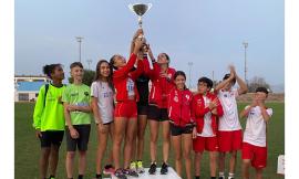 Sacen Corridonia, dalla finale del Trofeo delle Province alla maratona: ragazzi e ragazze sugli scudi