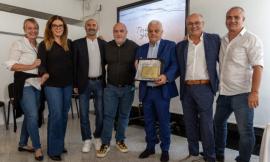 Tolentino,"Eccellenza 2023": anche Versace premia Ales Pelletteria