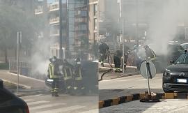 Civitanova, auto in fiamme durante la marcia: paura per il conducente