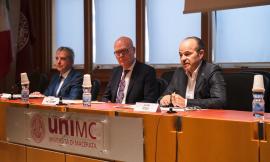 Macerata, Università e Azienda sanitaria insieme per l’aggiornamento degli assistenti sociali