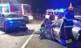 Tremendo frontale lungo la Provinciale: un morto e cinque feriti