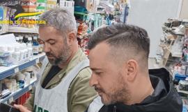 Civitanova, giocattoli per Halloween pericolosi e profumi tossici: denunciato titolare di un negozio