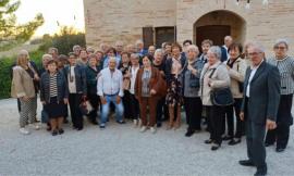Petriolo, settantenni in festa: brindisi e foto ricordo per una giornata speciale