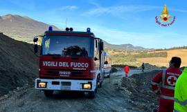 Incidente al cantiere, operaio 21enne cade per 19 metri in un pozzo: trasferito d'urgenza a Torrette (FOTO)