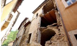 Sisma, Castelli annuncia: "In arrivo 16 milioni per la rinascita del centro di Visso"