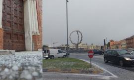 Maltempo nel Maceratese, irrompe l'aria fredda: gragnola a Civitanova e neve in montagna (FOTO)