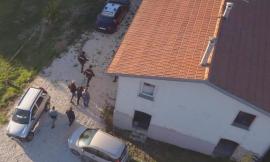 Catturato latitante per stupro: era nascosto nelle campagne in una tenda mimetica