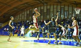 Basket, un dolce Natale per l'Halley Matelica: vittoria contro Roseto e primo posto