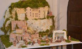 "Tra Cielo e Terra: un angelo tra noi", presepi d’arte ceramica in mostra ad Appignano