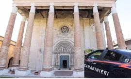 Camerino, furto nella basilica di San Venanzio: ladri "in trasferta" incastrati dalle telecamere