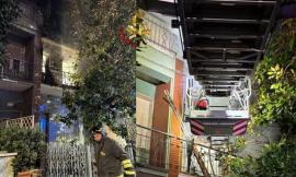 Scoppia incendio in appartamento, danni e sfollati: evacuate tre persone