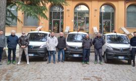 Macerata, il parco mezzi comunale si rifà il look. Renna: "Sicurezza sul lavoro per i nostri dipendenti"