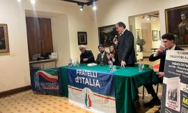 Porto Recanati: trionfo di pubblico per la presentazione del libro del Senatore Menia