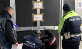 Macerata, scoperta discoteca abusiva a Piediripa con all'interno 200 persone. Due i denunciati
