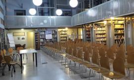 Civitanova, la biblioteca Zavatti apre le porte con corsi gratuiti sull'uso corretto dei social