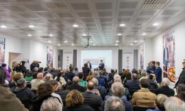 Recanati, Emanuele Pepa sindaco: bagno di folla per la presentazione della candidatura