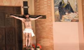 Torna la Passione vivente a Macerata: dal monumento ai Caduti alla chiesa di Santa Croce, il percorso