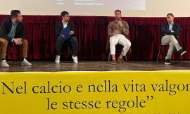 Claudio Marchisio a Cingoli: "il Principino" incontra i ragazzi delle scuole al teatro Farnese (VIDEO e FOTO)