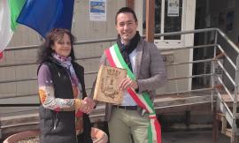 L'arte della piroincisione approda a Pieve Torina: mostra visitabile fino a Pasquetta