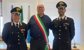 Castelraimondo, il sindaco incontra il nuovo maresciallo dei carabinieri Claudio Di Noia