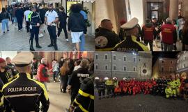 Macerata, rissa in centro durante gli Aperitivi Europei: bloccati dagli agenti tra gli applausi