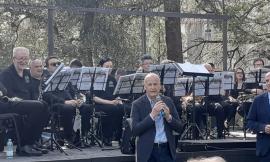 Macerata, una folla per la riapertura del parco di Villa Cozza: "Abbiatene cura come se fosse il vostro"