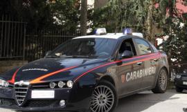Madre e figlio trovati morti in casa, entrambi erano deceduti da giorni: ipotesi omicidio-suicidio