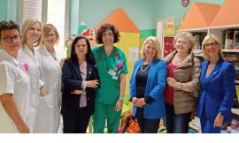Macerata, postazioni ergonomiche e cuscini per l'allattamento: il dono del Club Service per il reparto di Pediatria