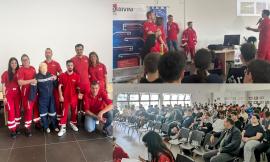 San Severino, gli studenti del "Divini" a lezione di primo soccorso dalla Croce Rossa