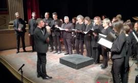 "Siamo peccatori felici", a San Severino un concerto di cori ricorda il maestro Simone Montecchia