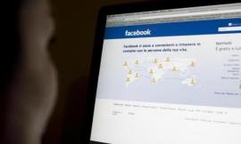 Pubblica foto di un altro sul proprio profilo Facebook senza consenso, cosa rischia?