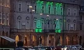 San Severino, palazzo comunale illuminato di verde per la Giornata nazionale sulla Sla