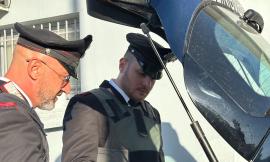 Monte San Giusto, capannone trasformato in abitazione e affittato a una famiglia: denunciato
