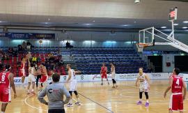 Basket, Matelica sconfitta da Italservice Pesaro: si ferma la striscia positiva dell'Halley