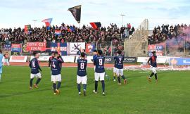 Serie D, un rosso per parte ma nessun gol: termina 0-0 il derby Civitanovese-Fermana